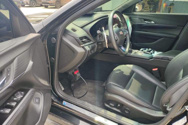 Used Cadillac CT4 2020 28T Fashion Edition Driver Seat