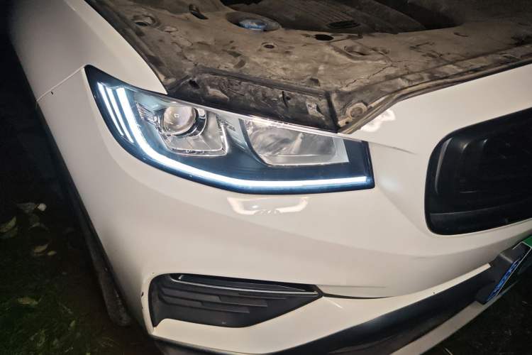 Used Geely Auto Emgrand X7 Sport 2020 1.8TD DCT Smart Connect PRO Right Front Headlight