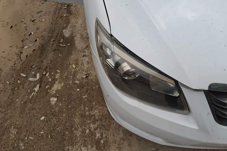 Used BYD L3 2015 Energy-Efficient Model 1.5L Manual Comfort Edition Right Front Headlight