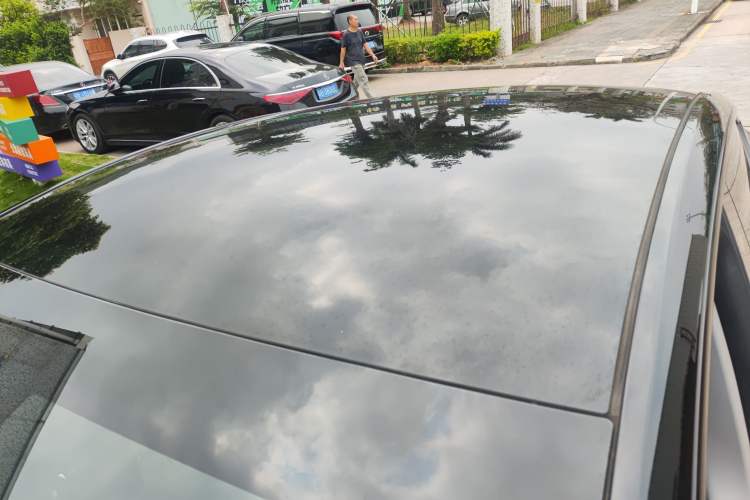 Used Tesla Model Y 2021 Long-Range All-Wheel-Drive Version 3D7 Roof