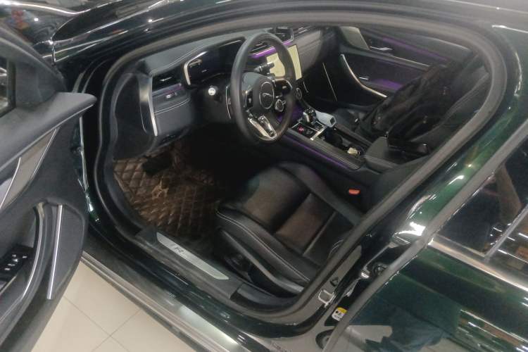 Used Jaguar XFL 2021 XFL 2.0T P250 Two-Wheel-Drive Elite Sport Edition
