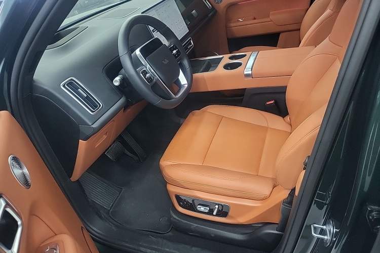 Used Li Auto L9 2025 Ultra Smart Refreshed Edition
