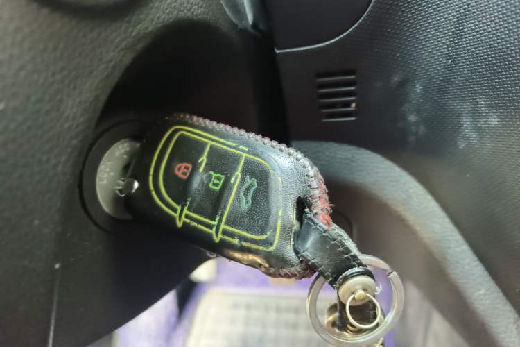 Used Soueast DX3 2016 1.5L Manual Luxury Model
