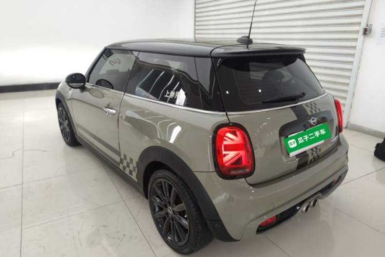 Used MINI 2018 2.0T COOPER S Classic Edition Exterior 2