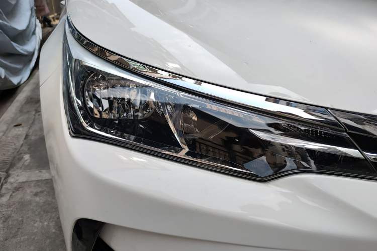 Used Toyota Corolla 2018 1.2T S-CVT GL Smart Enjoyment Version Right Front Headlight