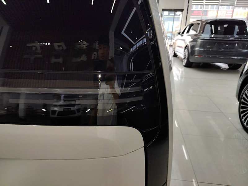 Used Li Auto MEGA 2024 Ultra Model — 7