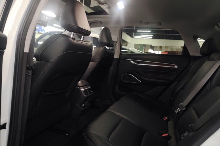 Used Geely Auto Emgrand 2023 4th Generation Champion Edition 1.5L CVT Prestige Model Left Rear Seat