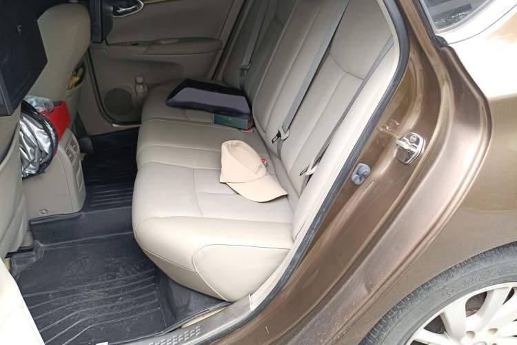 Used Nissan Sylphy 2014 1.6XV CVT Deluxe Edition
