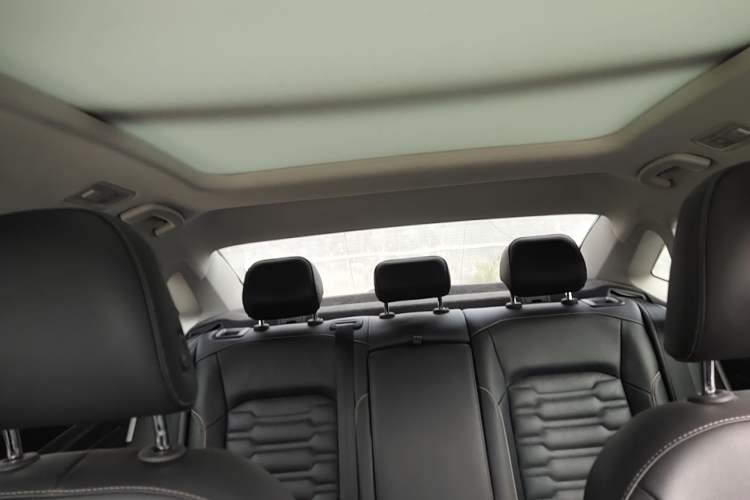 Used Volkswagen Passat 2019 330TSI Elite Edition China VI
