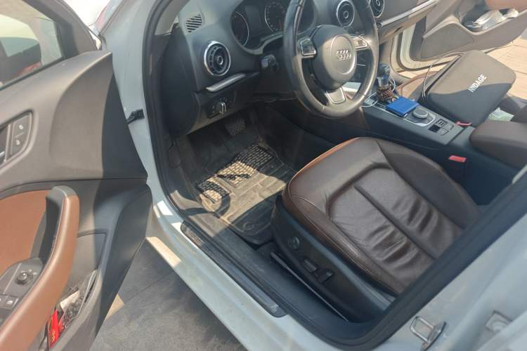 Used Audi A3 2014 Limousine 35 TFSI Automatic Comfort Model