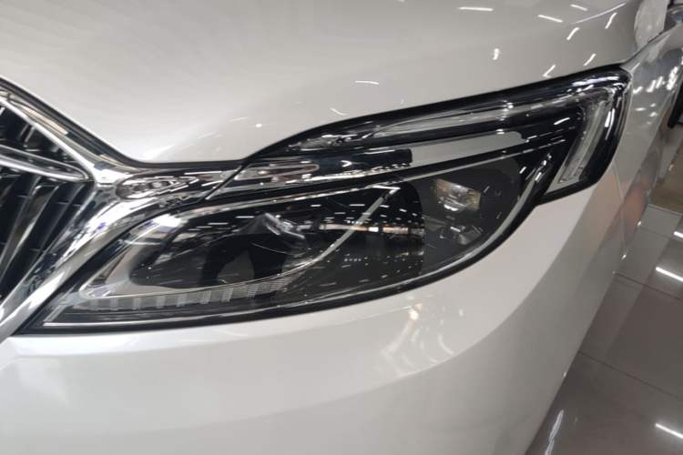 Used Buick GL8 2018 ES 28T Premium Model China VI Standard
