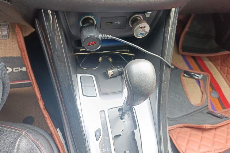 Used Chery Tiggo 5 2016 2.0L CVT Family Deluxe Edition Gear Lever