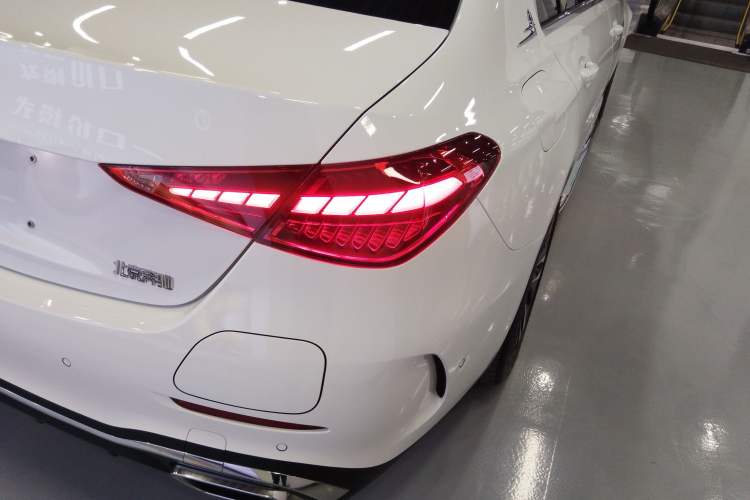 Used Mercedes-Benz C-Class New Energy 2025 C 350 eL Right Rear Taillight