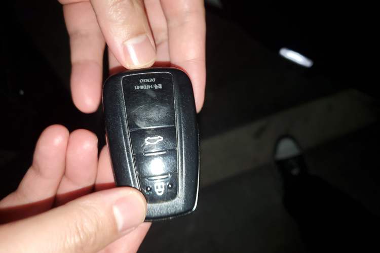 Used Toyota Avalon 2022 2.5L Luxury Edition
