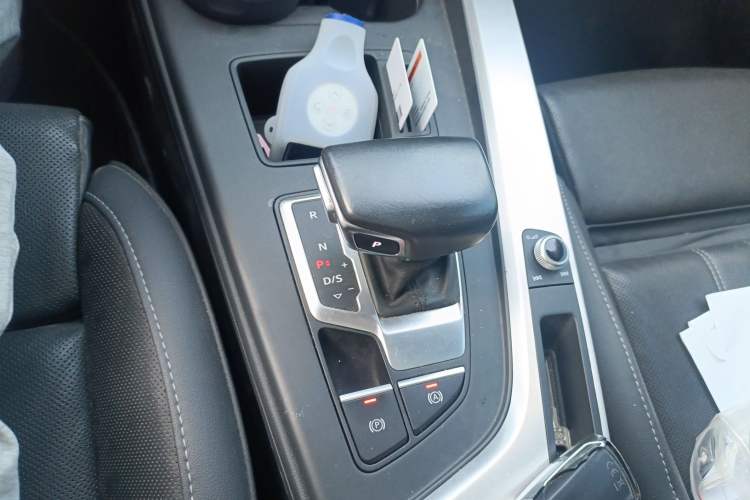 Used Audi A4L 2020 35 TFSI Fashion Dynamic Model
