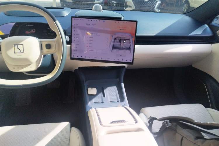 Used Zeekr 007 2024 Rear-Drive Enhanced Version 75 kWh
