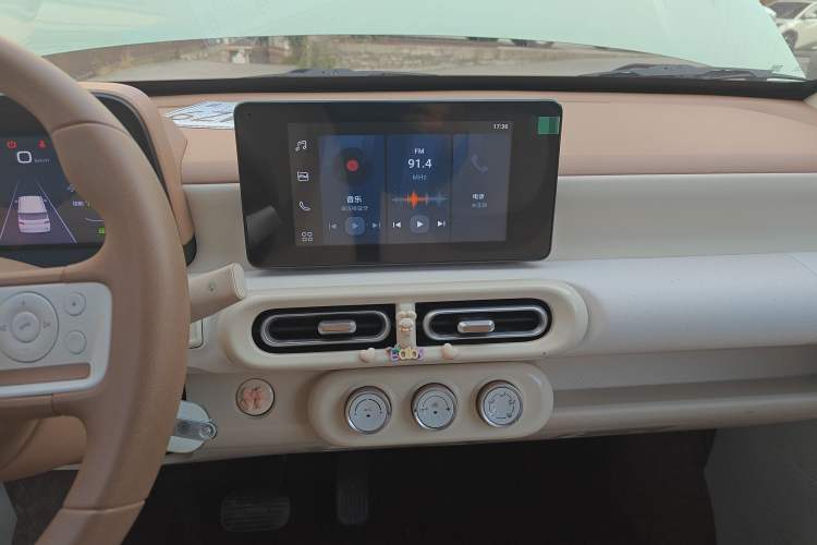 Used Wuling Hongguang MINIEV 2024 3rd Generation 215km Advanced Version