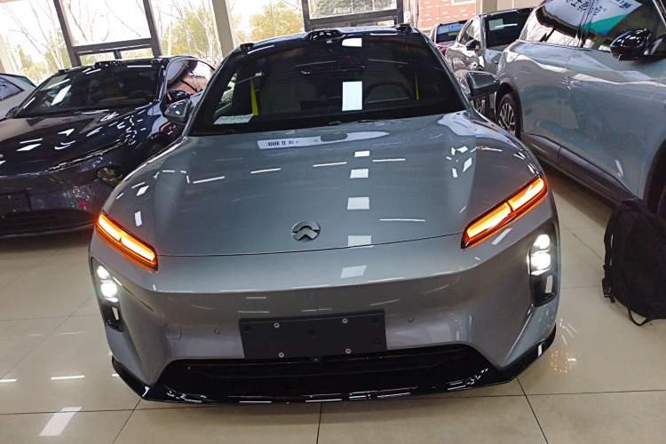 Used Nio ET5T 2025 Model Champion Commemorative Edition, 75kWh Touring