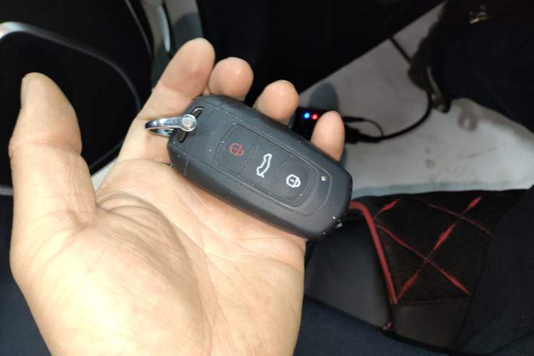 Used Geely Auto Vision X6 2020 1.4T Manual Comfort Model