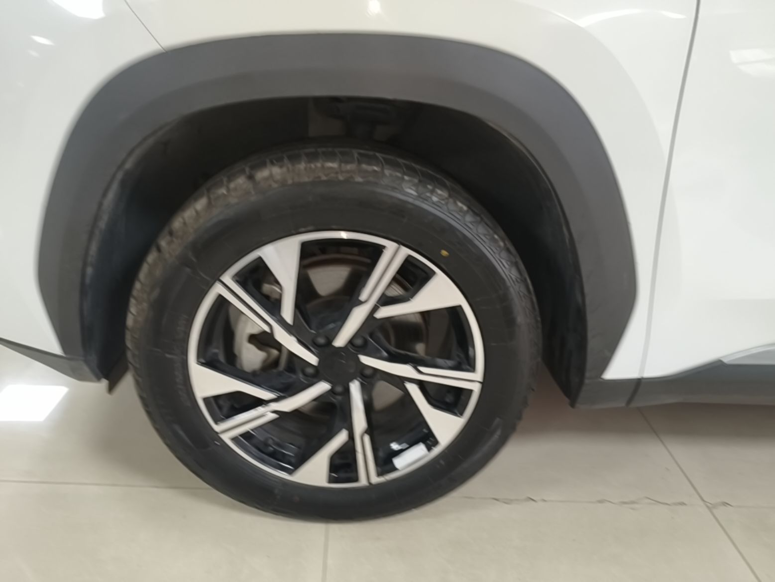 Geely Auto FX11 2024 1.5TD DCT Dragon Edition — снимка 10