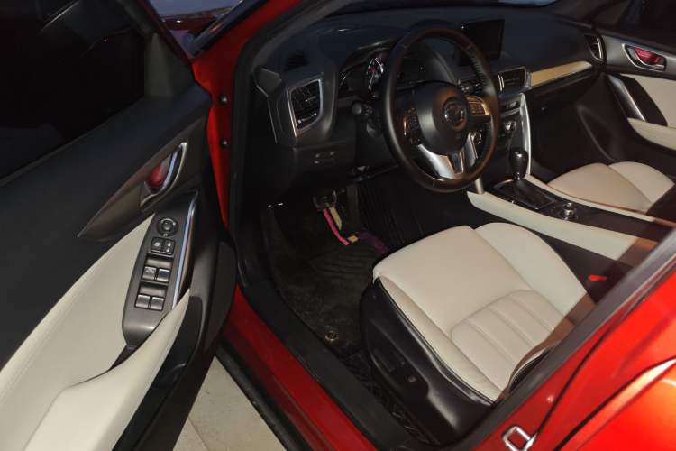 Used Mazda CX-4 2016 2.5L Automatic 4x4 Bluetide Fearless Edition
