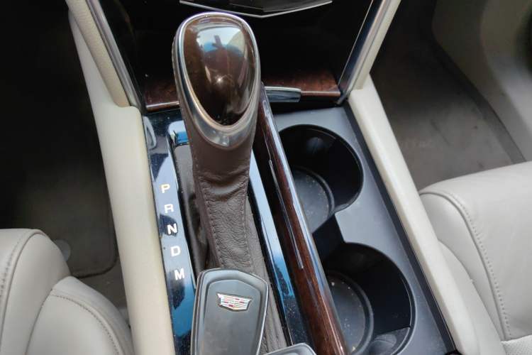 Used Cadillac XTS 2016 28T Elite Edition Gear Lever