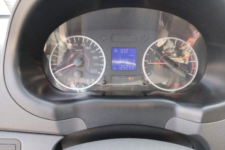 Used Chery Cowin 2 2012 1.5L Manual Standard Edition Odometer Close Up