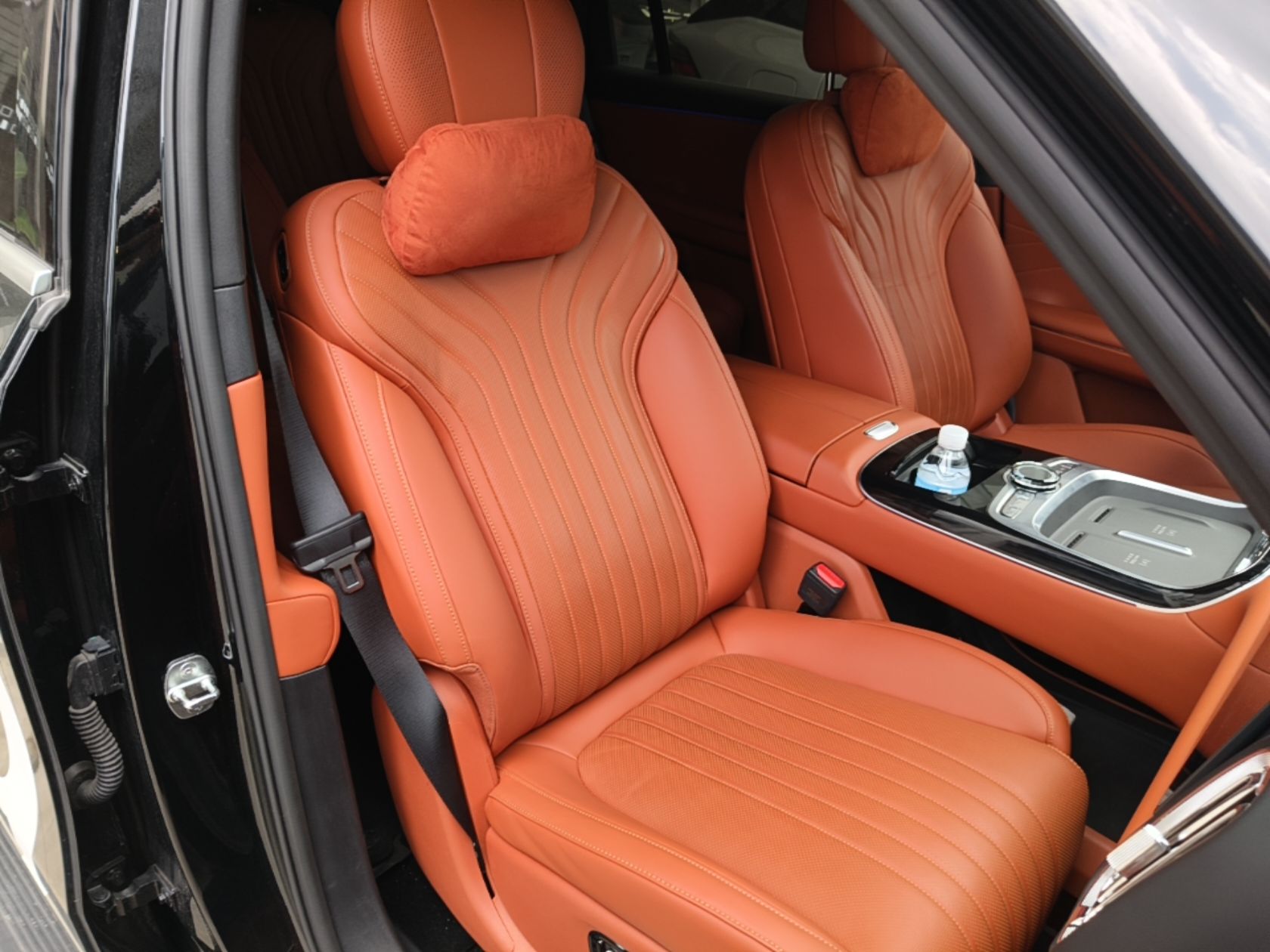 Geely Galaxy M9 2025 Model 210km Four-Wheel-Drive Leading Edition — снимка 19