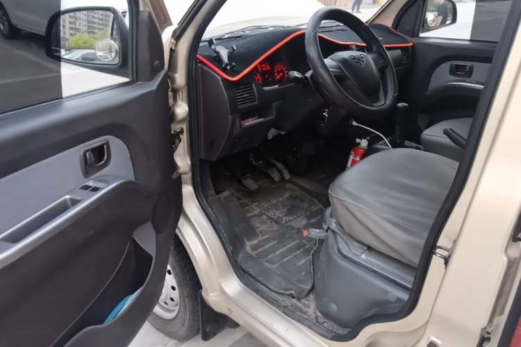 Used Wuling Rongguang 
