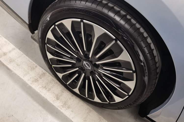 Used Nissan N7 2025 510 Pro