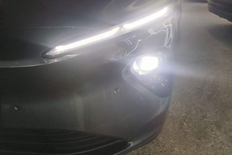 Used Nio ET7 2024 75 kWh Executive Edition
