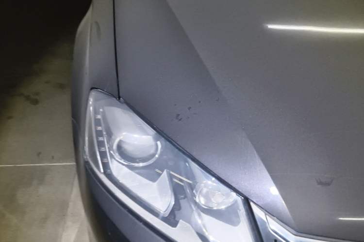 Used Volkswagen Magotan 2012 Facelift 2.0 TSI Prestige Model