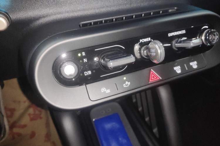 Used MINI Electric COOPER 2024 452km COOPER SE Racing Driver Gear Lever