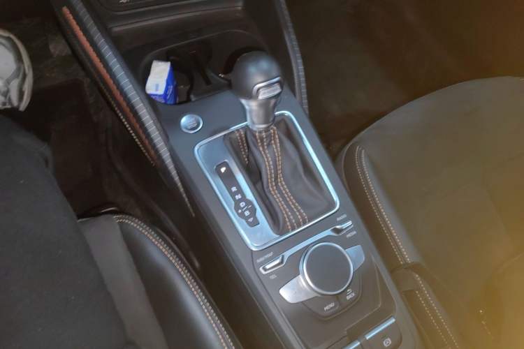 Used Audi Q2L e-tron 2022 Q2L e-tron Pure Electric Smart Enjoyment Model
