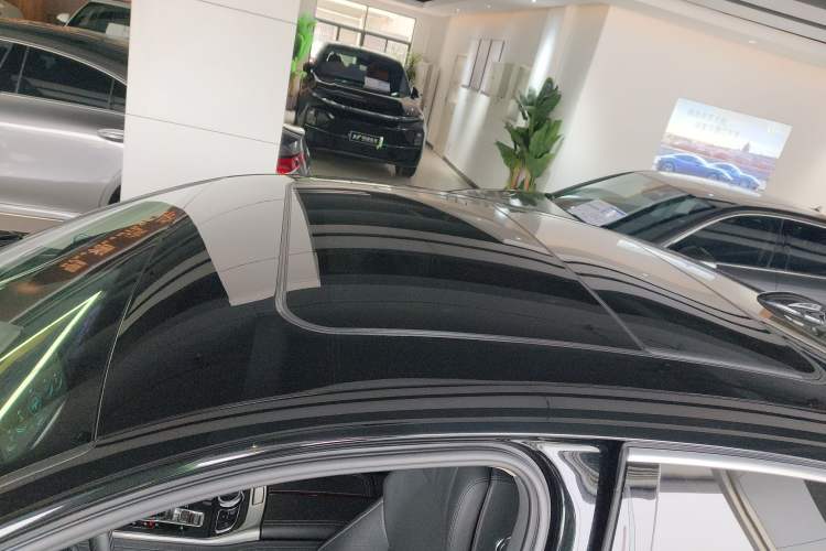 Used Hongqi H9 2020 2.0T Smart Connect Flagship Edition

