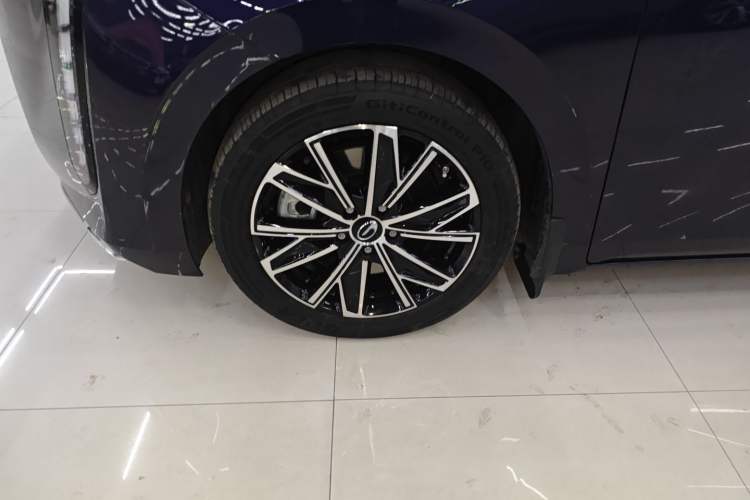 Used GAC Trumpchi E8 New Energy 2024 150km MAX Exterior 4