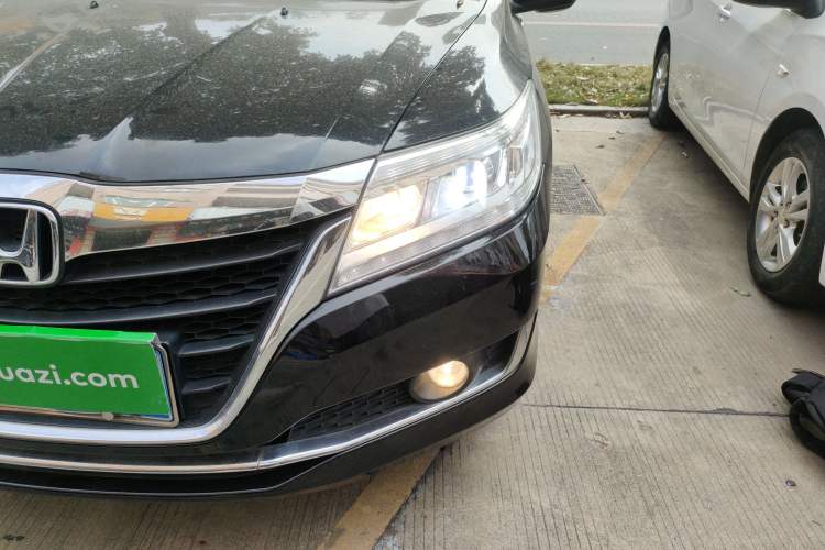 Used Honda Crider 2016 1.8L CVT Luxury Edition
