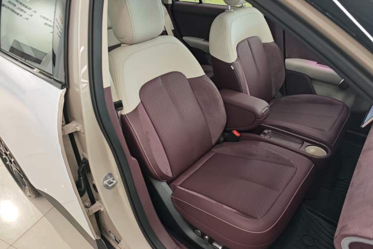 Used firefly 2025 Illuminated Edition
