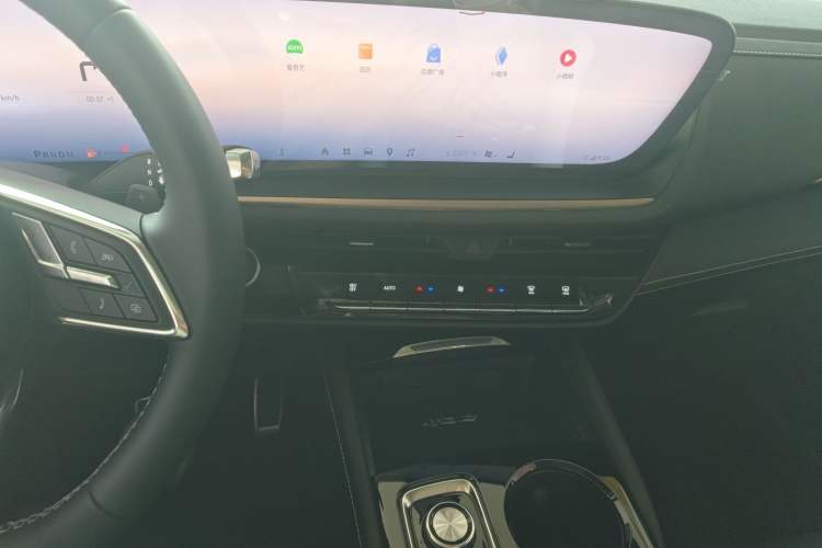 Used Buick Envision 2024 Encore S 25T Ignite Black Style Edition Audio And AC Panel