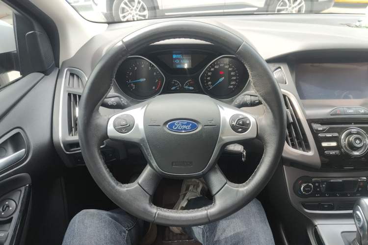 Used Ford Focus 2012 Hatchback 1.6L Automatic Fashion Edition