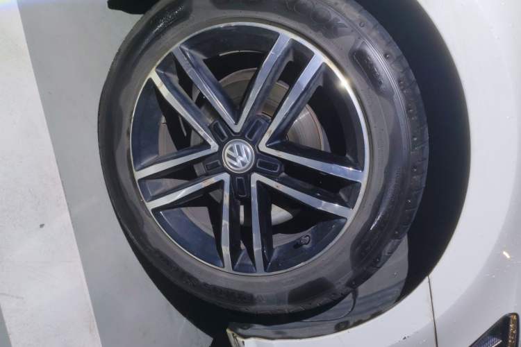 Used Volkswagen Lamando 2019 280TSI DSG Comfort Edition China VI standard
