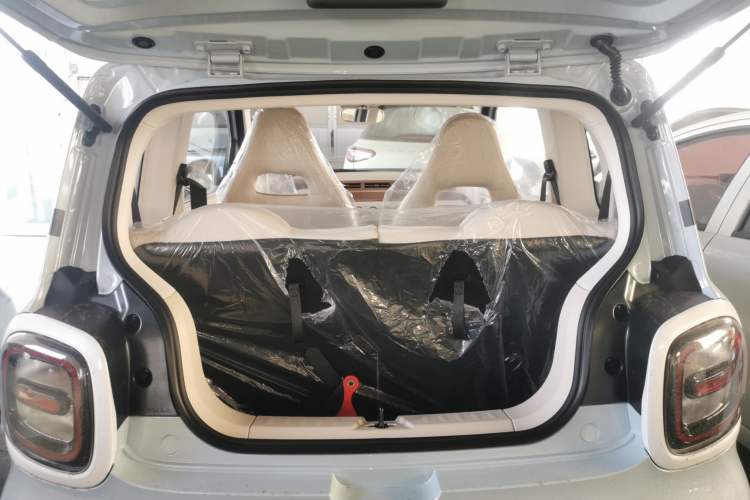 Used Bestune Pony 2026 222km Colorful Horse
