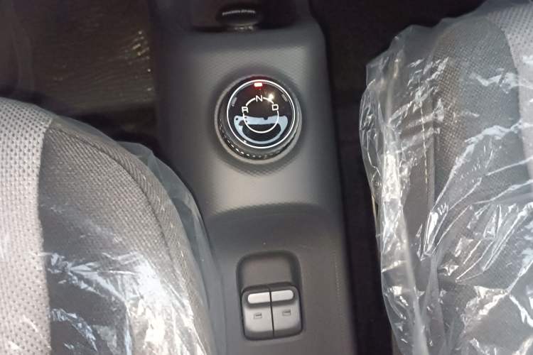 Used Wuling Zhiguang New Energy 2025 Model 305km Ambitious Edition