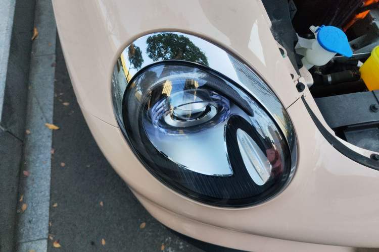 Used ORA Good Cat 2023 401 km Standard Range Prestige Version Lithium Iron Phosphate Right Front Headlight