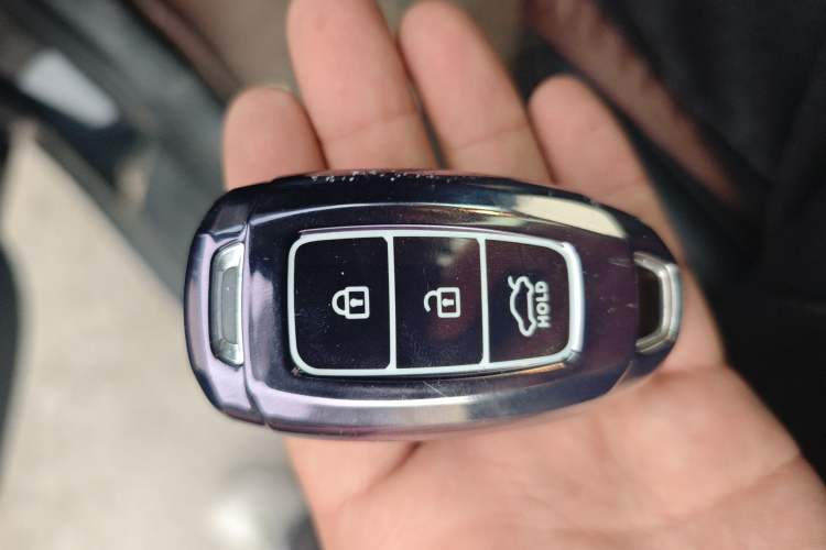 Used Hyundai ix35 2019 2.0L Automatic 2WD Zhiyong·Changxiang Edition China V Standard Vehicle Key