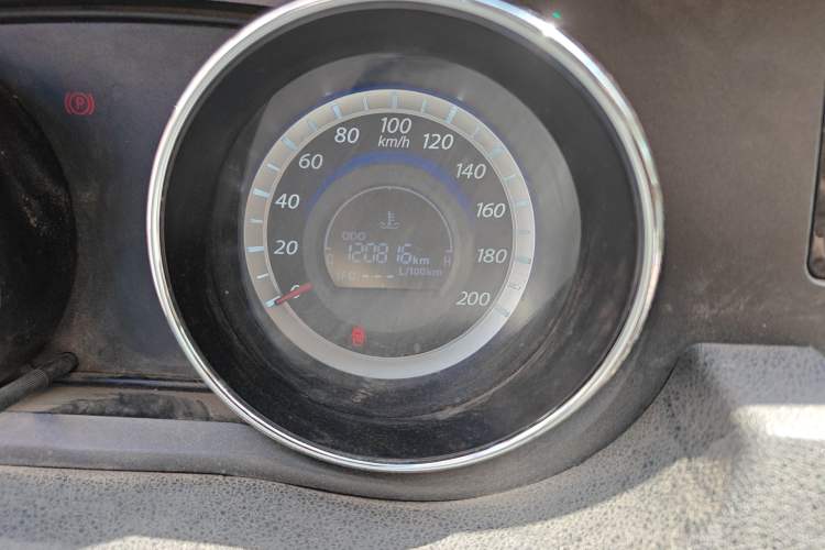 Used Great Wall C30 2013 1.5L Manual Luxury Model Odometer Close Up