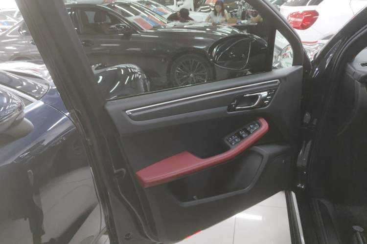 Used Porsche Macan 2022 Macan 2.0T