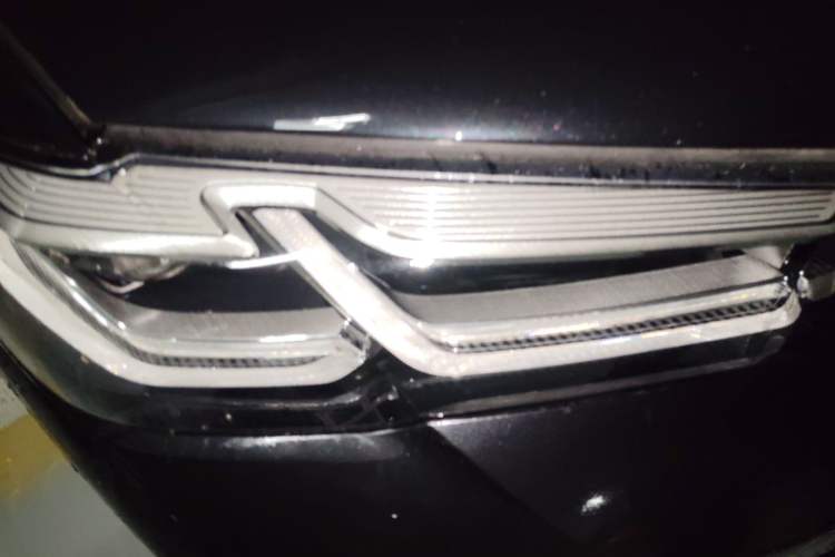 Used BMW 5 Series 2021 525Li M Sport Package Right Front Headlight