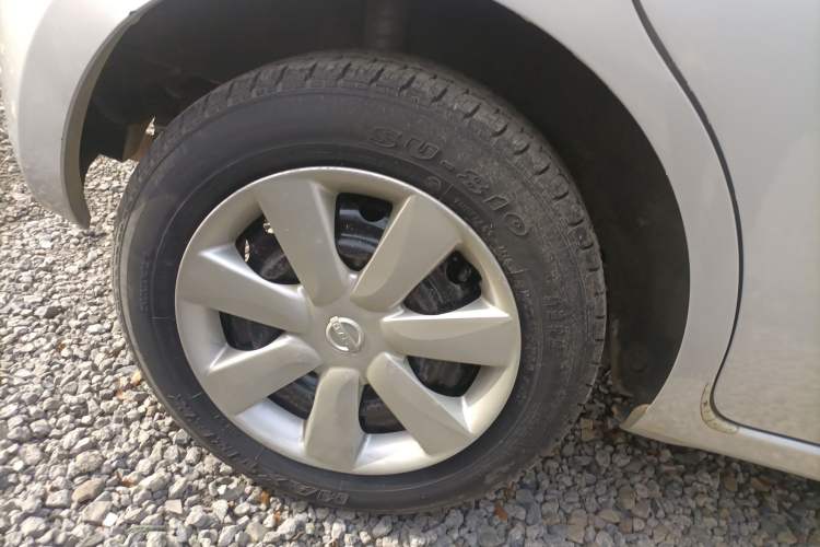 Used Nissan March 2015 1.5L Automatic Easy Edition
