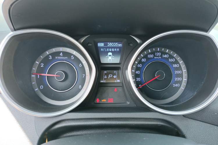 Used Hyundai Elantra (5th Generation / Langdong) 2016 1.6L Automatic Prestige Model Instrument Cluster